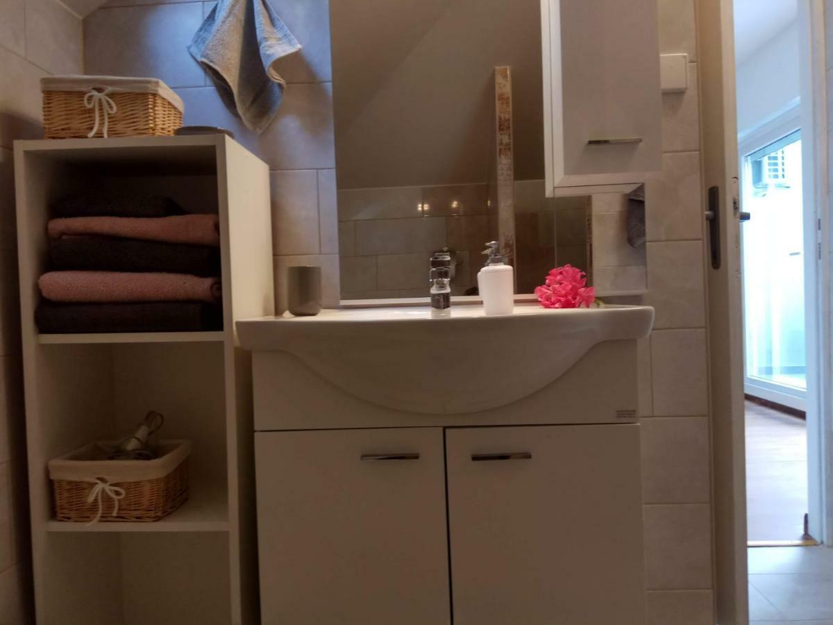 Apartman Slava 티스노 외부 사진